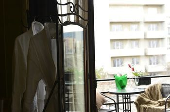 Hotel 27 Tbilisi ภายนอก รูปภาพ